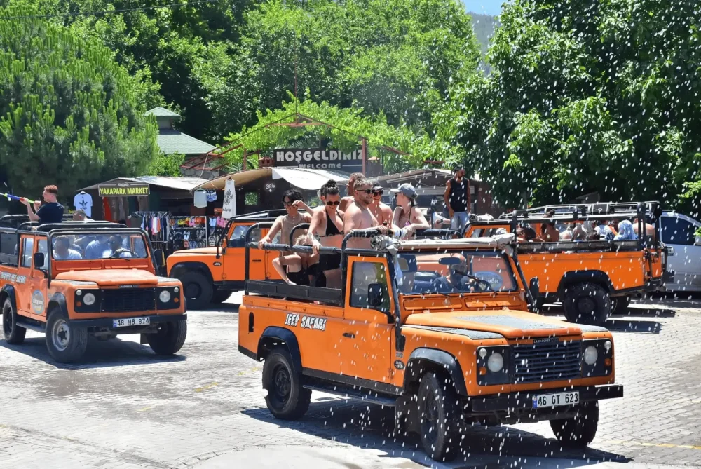 Marmaris: Off-Road Jeep Safari Experience, Entertainment and Nature